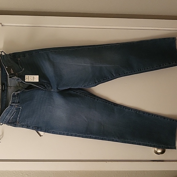 Express Mom Jean super high rise 8/R - Picture 1 of 5